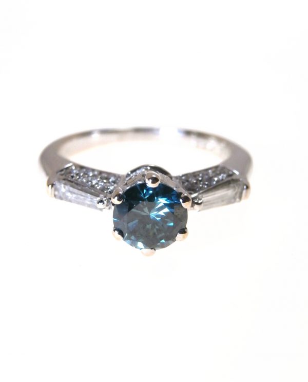 Anello diamante blu